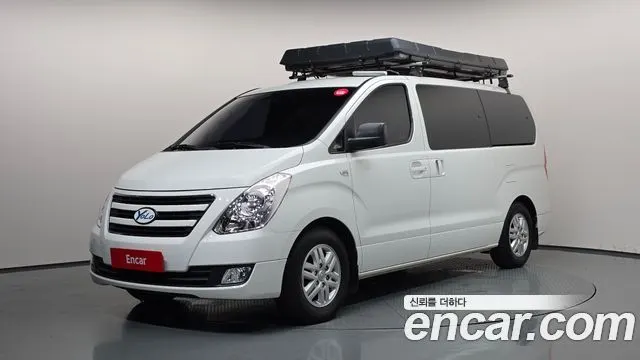 HYUNDAI GRAND STAREX 2017