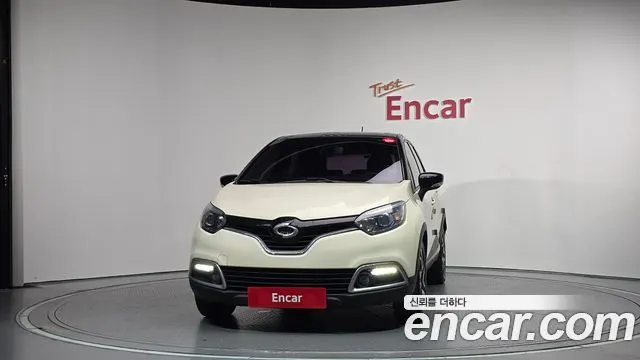RENAULT KOREA QM3 2014 — 210 360 км, белый-перламутр, Корея — под ключ — фото 3