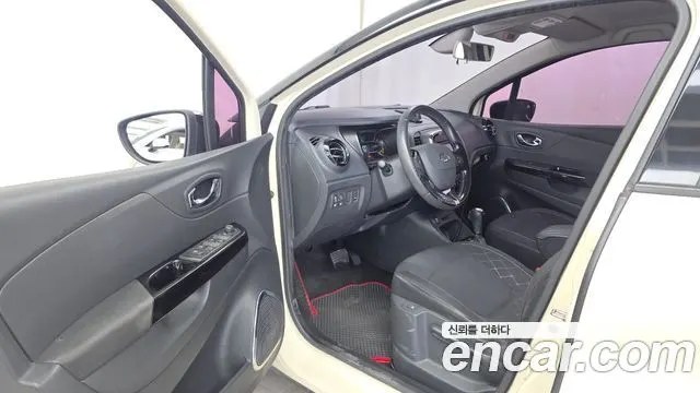 RENAULT KOREA QM3 2014 — 210 360 км, белый-перламутр, Корея — под ключ — фото 10