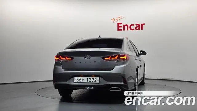 HYUNDAI SONATA 2018 — 117 545 км, серебристо-серый, Корея — под ключ — фото 4