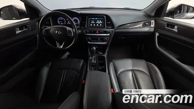 HYUNDAI SONATA 2018 — 117 545 км, серебристо-серый, Корея — под ключ — фото 7