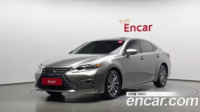 LEXUS ES300H 2017