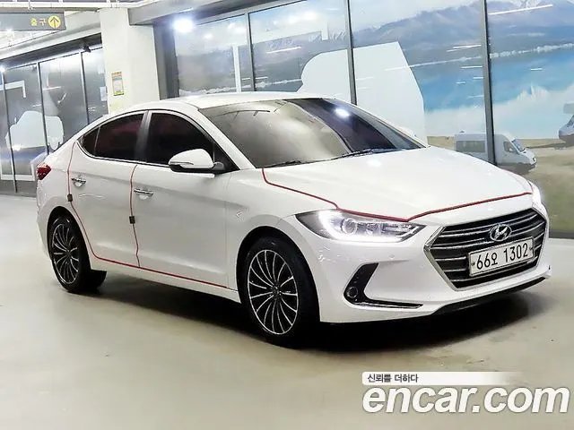 HYUNDAI AVANTE — из Кореи под ключ