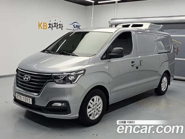 HYUNDAI GRAND STAREX 2021 — 153 693 км, серебристый, Корея — под ключ — фото 12