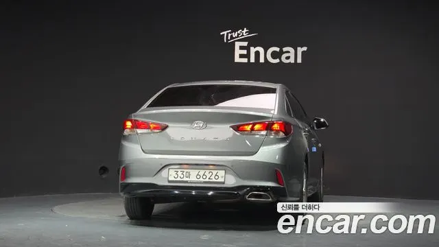HYUNDAI SONATA 2018 — 91 415 км, серебристо-серый, Корея — под ключ — фото 4