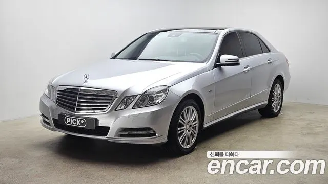 MERCEDES-BENZ E-CLASS W212 2012