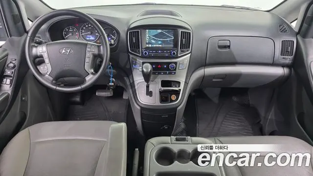 HYUNDAI GRAND STAREX 2019 — 147 224 км, серебристый, Корея — под ключ — фото 7