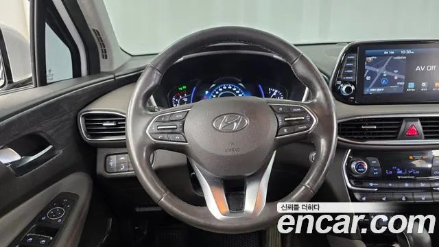 HYUNDAI SANTA FE 2019 — 110 819 км, белый, Корея — под ключ — фото 12