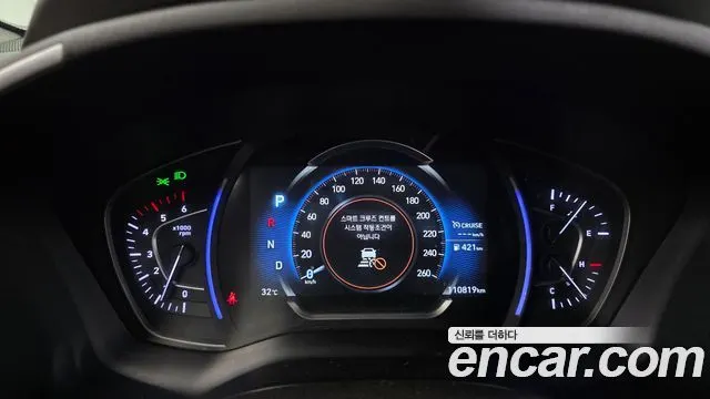 HYUNDAI SANTA FE 2019 — 110 819 км, белый, Корея — под ключ — фото 8