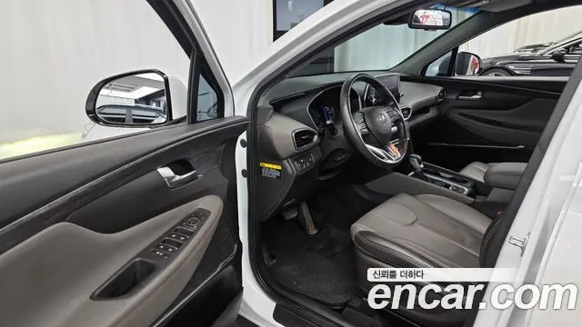 HYUNDAI SANTA FE 2019 — 110 819 км, белый, Корея — под ключ — фото 10