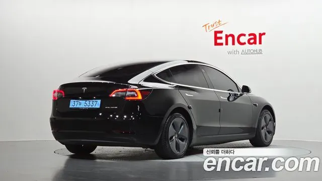 TESLA MODEL 3 2020