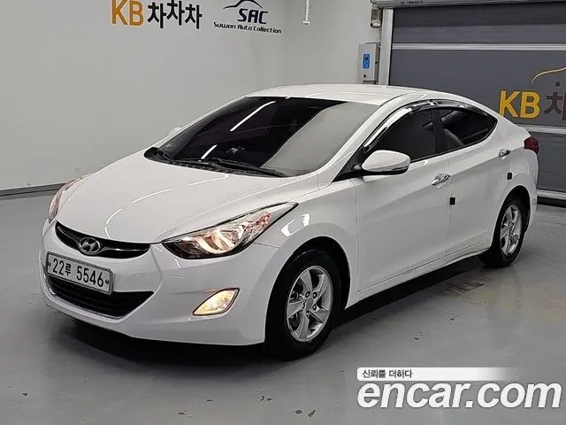 HYUNDAI AVANTE 2013 — 151 741 км, белый, Корея — под ключ — фото 12
