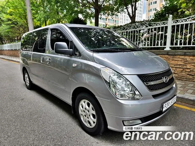 HYUNDAI GRAND STAREX 2015 — 190 003 км, серебристый, Корея — под ключ — фото 3