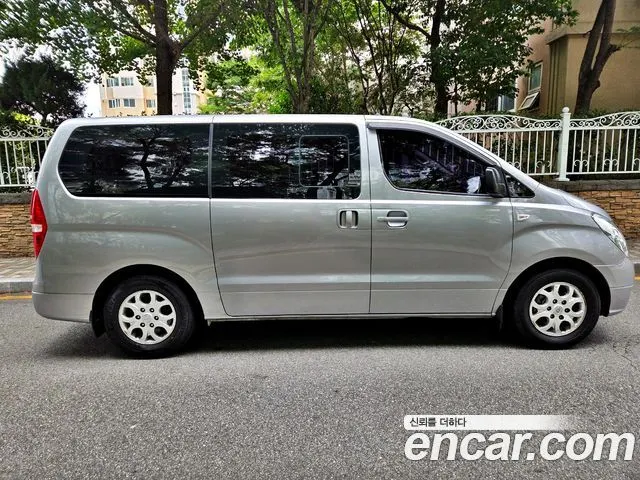 HYUNDAI GRAND STAREX 2015 — 190 003 км, серебристый, Корея — под ключ — фото 4