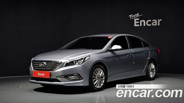 HYUNDAI SONATA 2015 — 90 418 км, светло-серебристый, Корея — под ключ — фото 1