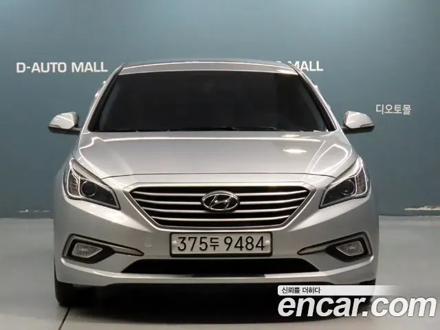 HYUNDAI SONATA 2015 — 253 881 км, серебристый, Корея — под ключ — фото 2