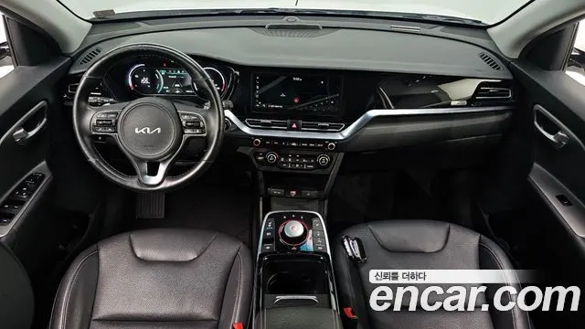 KIA NIRO PLUS 2023 — 148 059 км, белый, Корея — под ключ — фото 7