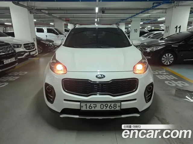 KIA SPORTAGE 2016 — 250 000 км, Корея — под ключ — фото 1