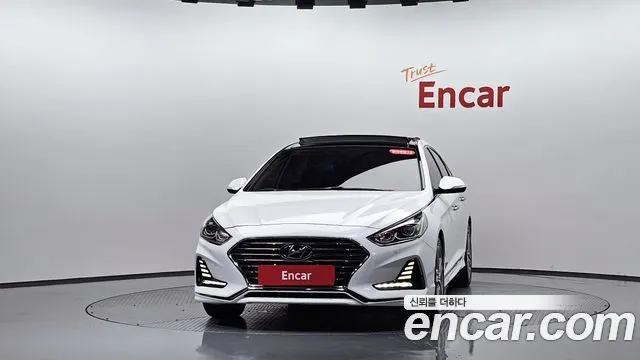 HYUNDAI SONATA 2019 — 78 487 км, белый, Корея — под ключ — фото 3