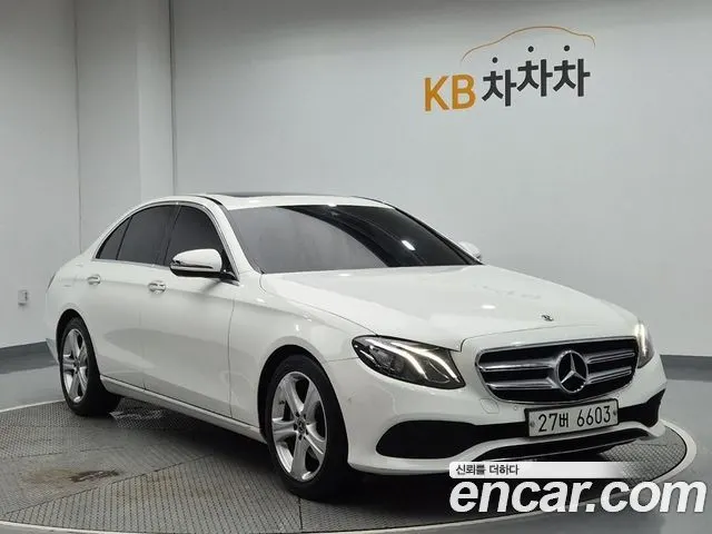 MERCEDES-BENZ E-CLASS W213 2018 — 114 910 км, белый, Корея — под ключ — фото 3