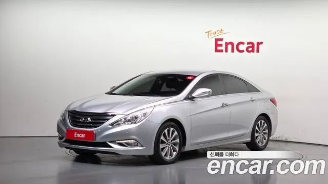 HYUNDAI SONATA THE BRILLIANT 2013 — 87 449 км, серебристый, Корея — под ключ — фото 1