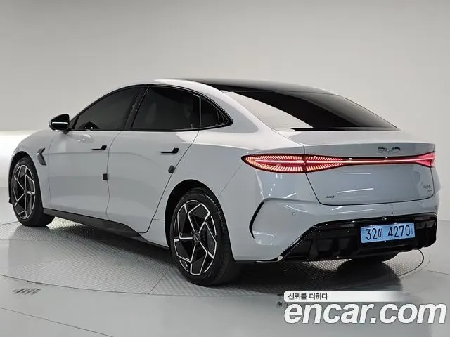 BYD SEAL 2026 — 29 738 км, светло-серебристый, Корея — под ключ — фото 4