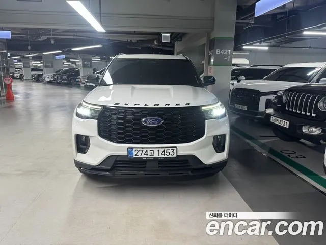 FORD EXPLORER 2025
