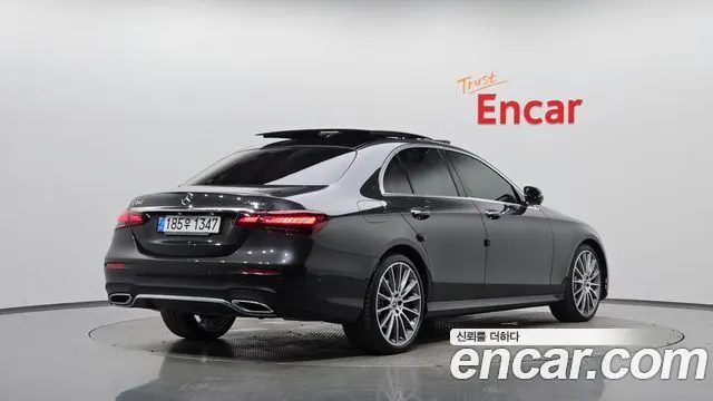 MERCEDES-BENZ E-CLASS W213 2022