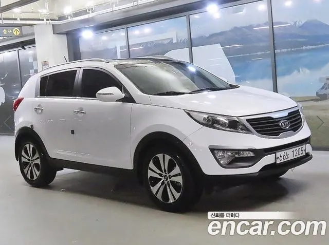 KIA SPORTAGE R 2012 — 152 003 км, белый, Корея — под ключ — фото 3