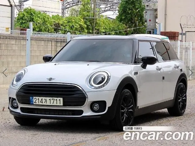 MINI COOPER CLUBMAN 2024 — 22 820 км, белый, Корея — под ключ — фото 2