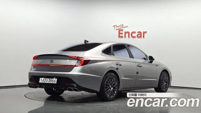 HYUNDAI SONATA HYBRID 2021