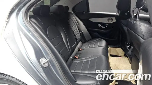 MERCEDES-BENZ C-CLASS W205 2017 — 168 184 км, серебристый, Корея — под ключ — фото 11