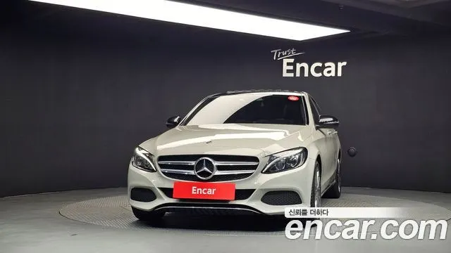 MERCEDES-BENZ C-CLASS W205 2017 — 168 184 км, серебристый, Корея — под ключ — фото 3