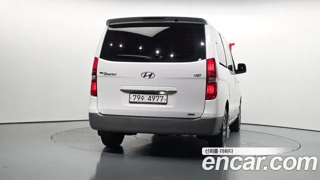 HYUNDAI GRAND STAREX 2017 — 176 852 км, белый, Корея — под ключ — фото 4