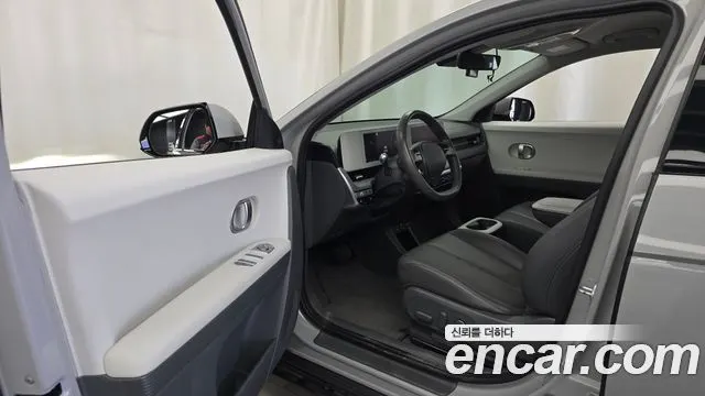 HYUNDAI IONIQ 5 2022 — 126 688 км, серебристо-серый, Корея — под ключ — фото 10