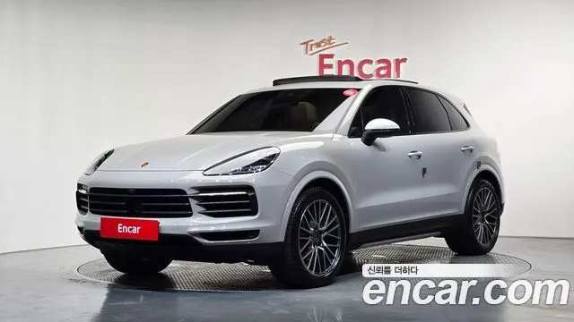 PORSCHE CAYENNE 2022 — 46 383 км, серебристо-серый, Корея — под ключ — фото 1