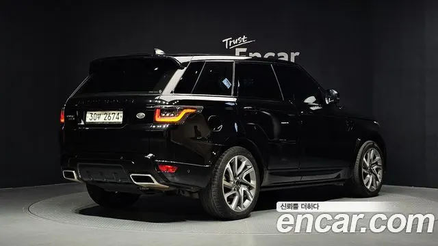 LAND ROVER RANGE ROVER SPORT 2018 — 140 537 км, чёрный, Корея — под ключ — фото 2