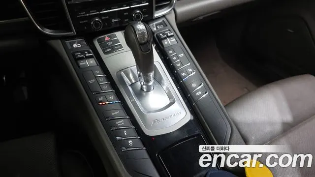 PORSCHE PANAMERA 2016 — 140 006 км, чёрный, Корея — под ключ — фото 9