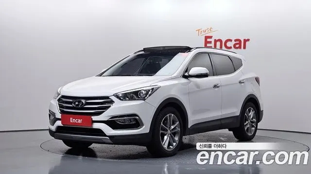 HYUNDAI SANTA FE 2017 — 140 742 км, белый, Корея — под ключ — фото 1