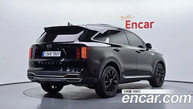 KIA SORENTO 2021 — 173 967 км, чёрный, Корея — под ключ — фото 2