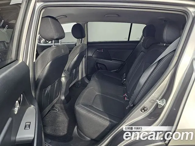 KIA SPORTAGE R 2012 — 185 000 км, серый, Корея — под ключ — фото 7