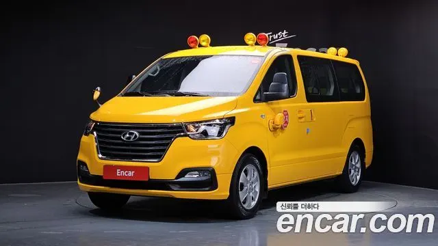 HYUNDAI GRAND STAREX 2021