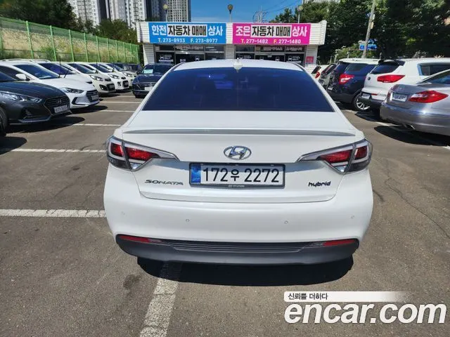 HYUNDAI SONATA HYBRID 2015 — 130 900 км, Корея — под ключ — фото 4