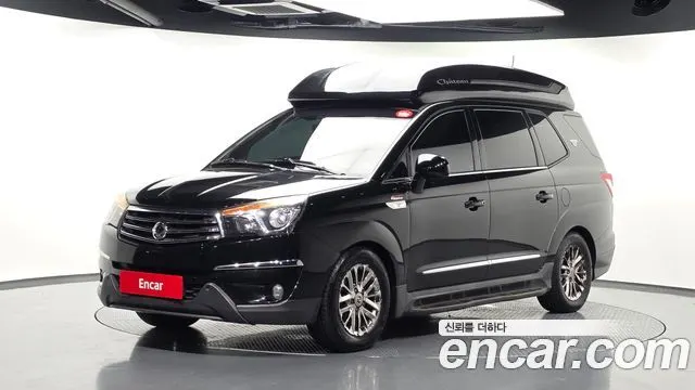 KGM KORANDO TURISMO 2015