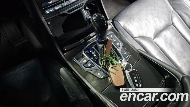 HYUNDAI GRANDEUR 2016 — 137 773 км, чёрный, Корея — под ключ — фото 9