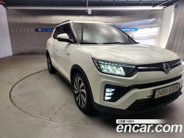 KGM VERY NEW TIVOLI 2020