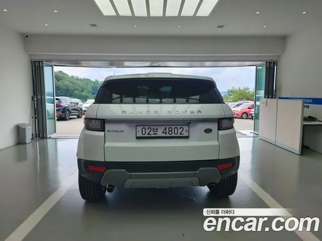 LAND ROVER RANGE ROVER EVOQUE 2018 — 84 970 км, Корея — под ключ — фото 4