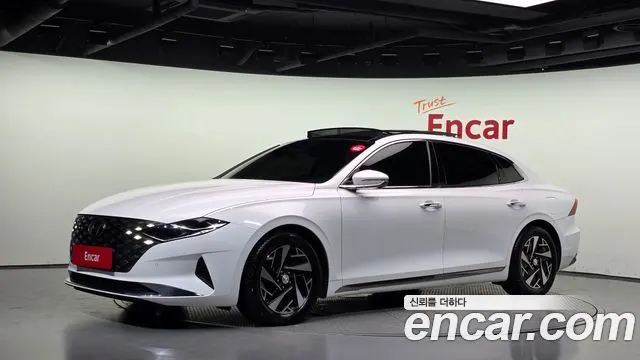HYUNDAI GRANDEUR HYBRID 2023