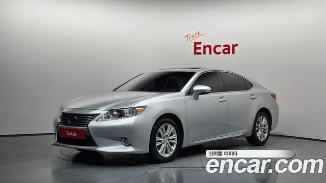 LEXUS ES350 2015