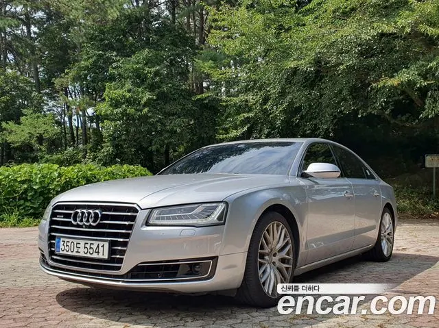 AUDI A8 2015